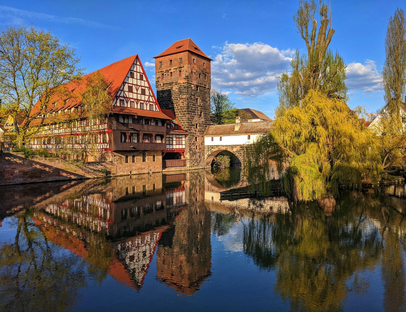 Nürnberger Altstadt an der Pegnitz – Bauberatung in Nürnberg und der Region